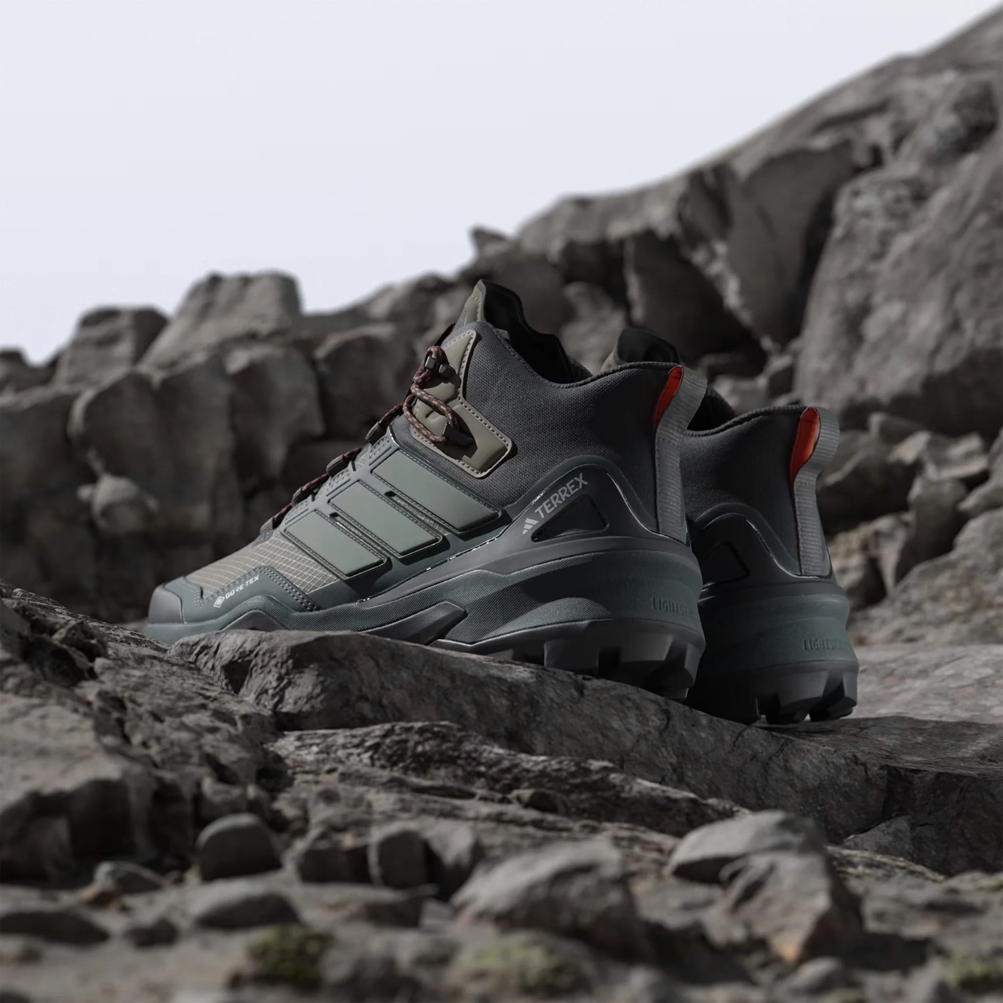 Adidas Terrex Hiking Boots Skychaser Mid Olive Strata / Silver Green / Core Black - Image 6