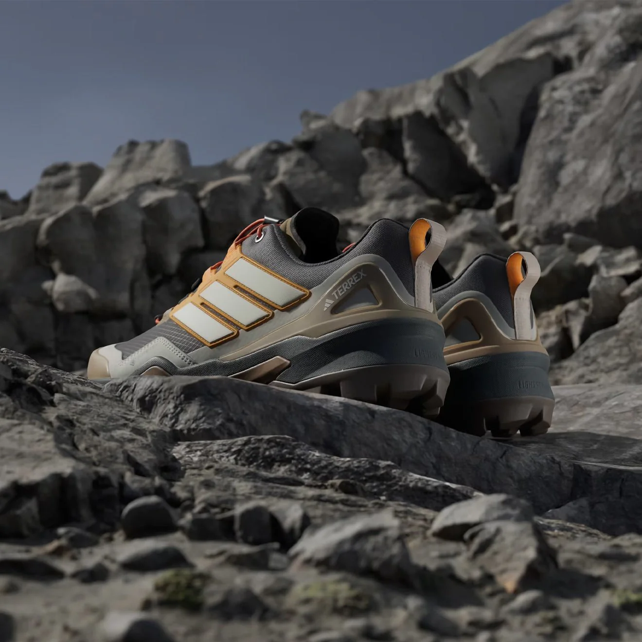 Adidas Terrex Skychaser GoreTeX Hiking Shoe Carbon / Off White / Pure Tangerine - Image 6