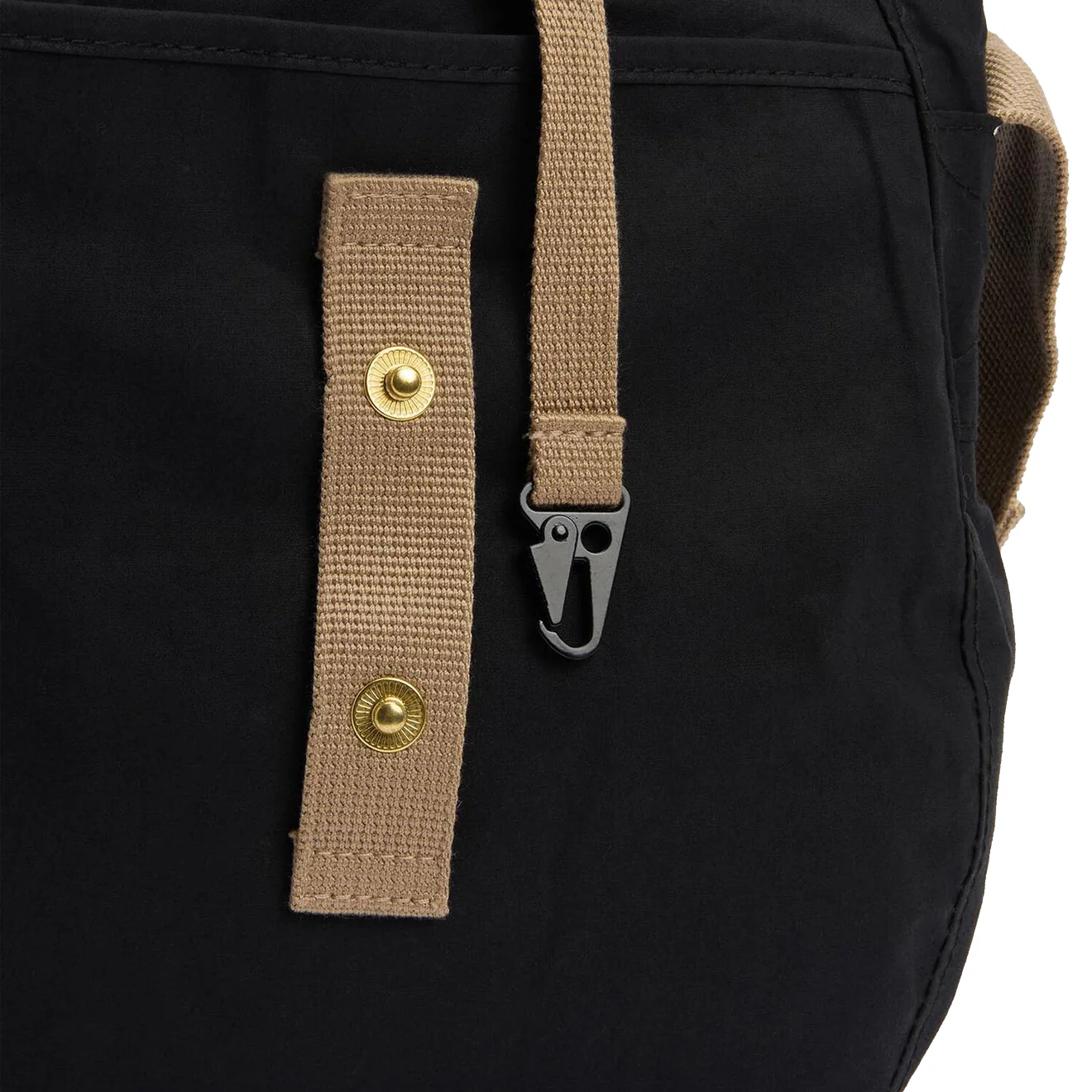 Barbour Transport Riever Crossbody Bag Black/Modern Tartan - Image 6