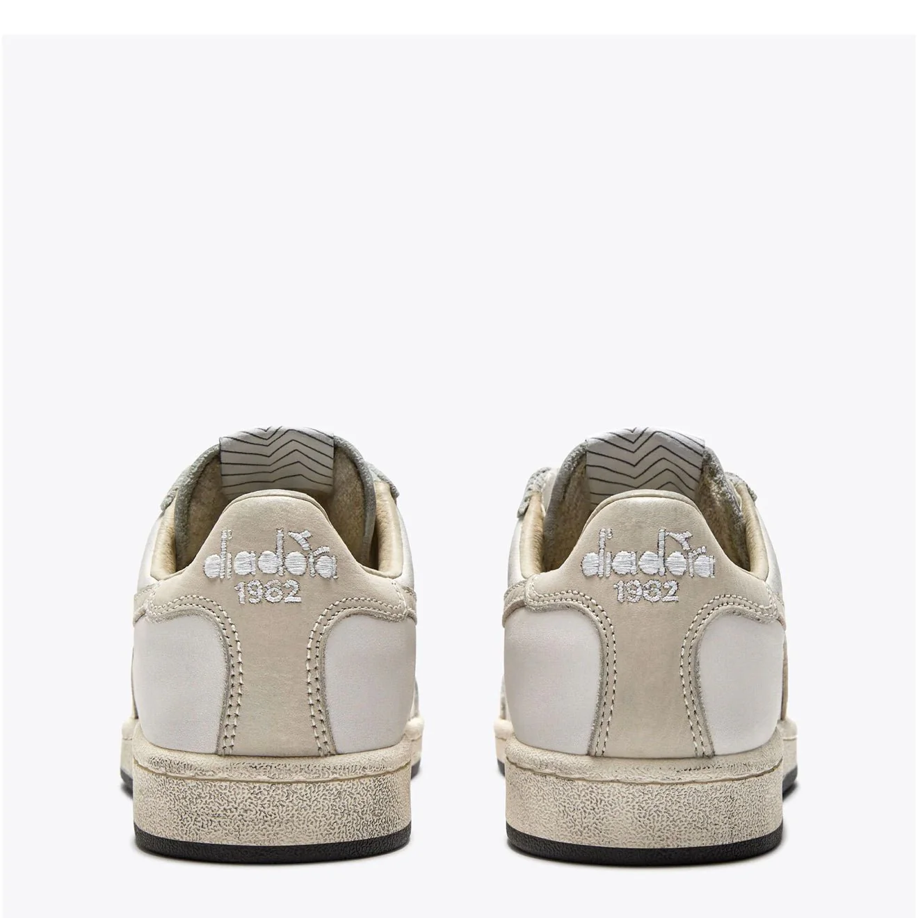 Diadora Prestige Used Trainer White / Moonbeam - Image 5
