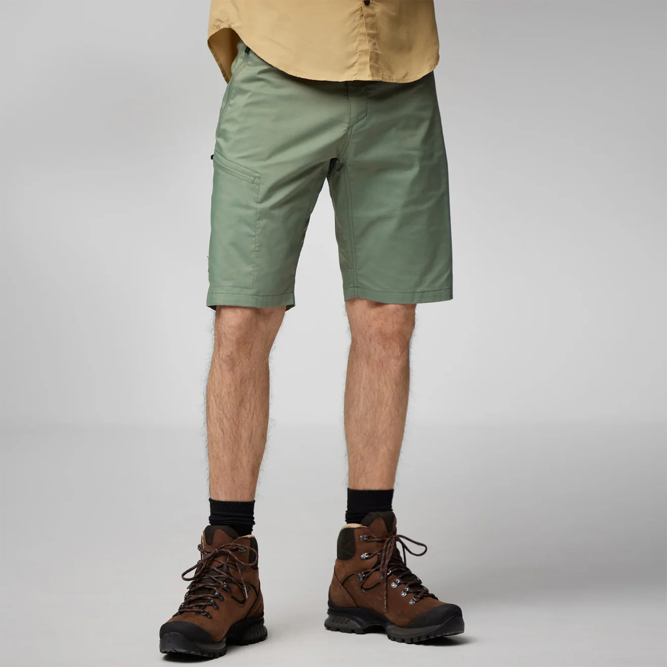 Fjallraven Abisko Hike Shorts Laurel Green - Image 4