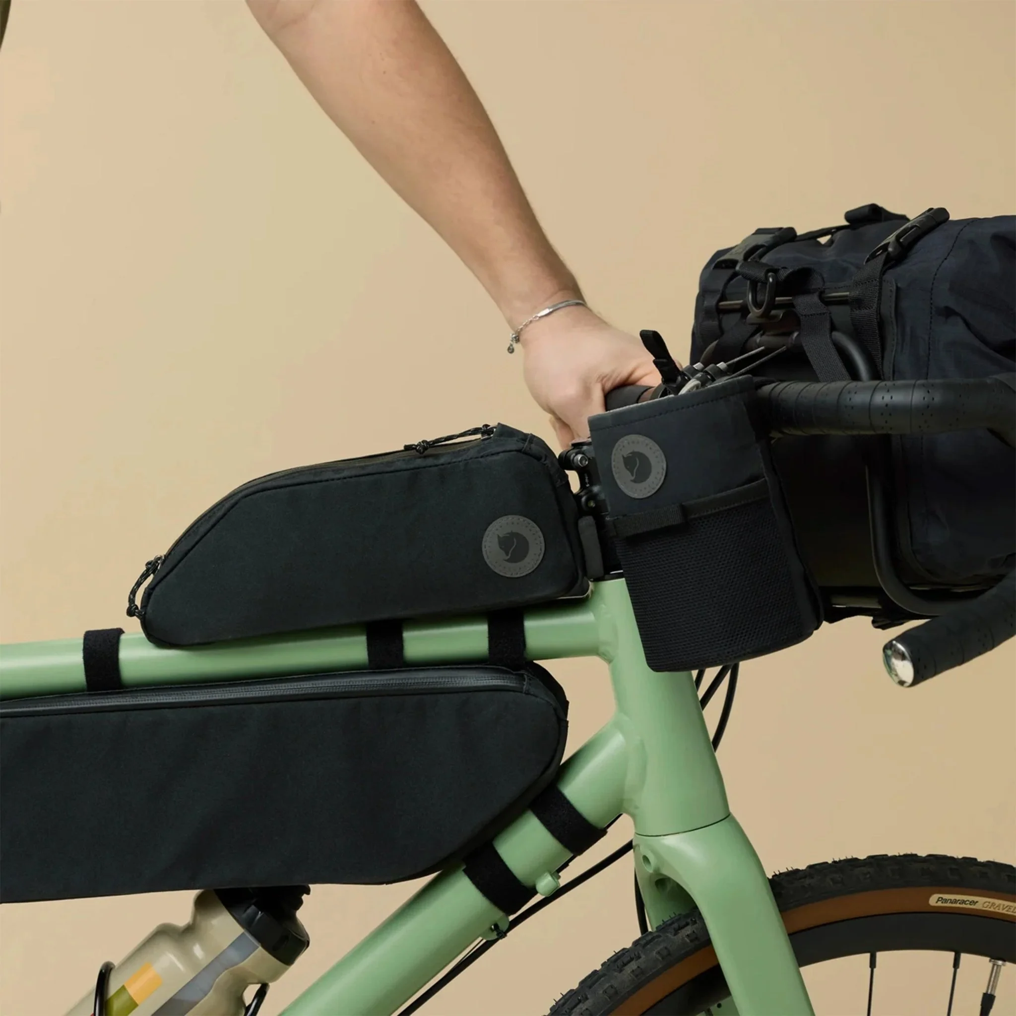 Fjallraven Hoja Top Tube Bag Black - Image 5
