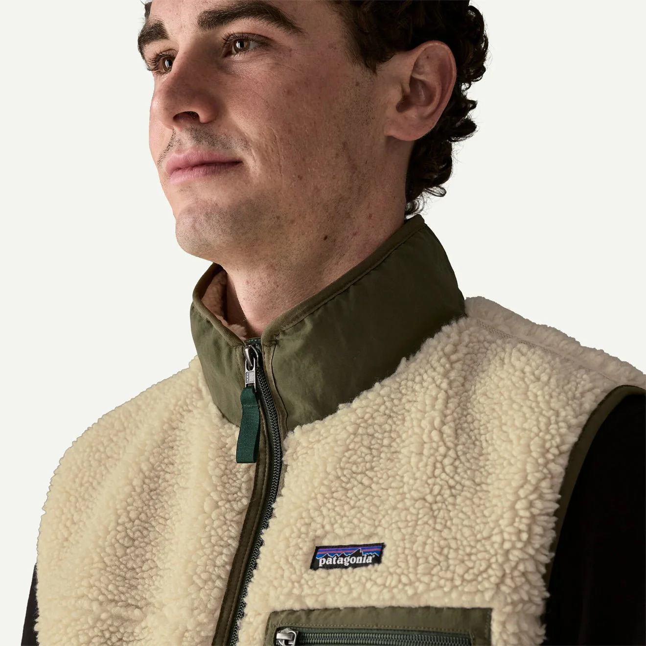 Patagonia Classic Retro-X Vest Dark Natural / Basin Green - Image 5