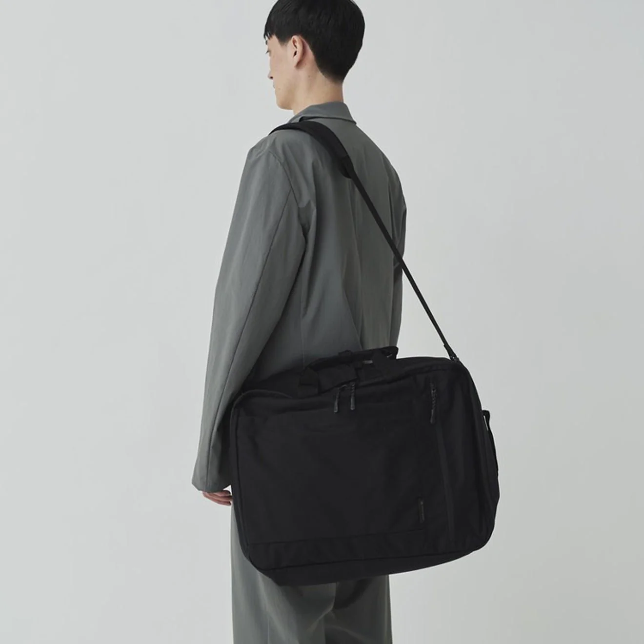 Snow Peak Everyday Use 3Way Business Bag Black - Image 3